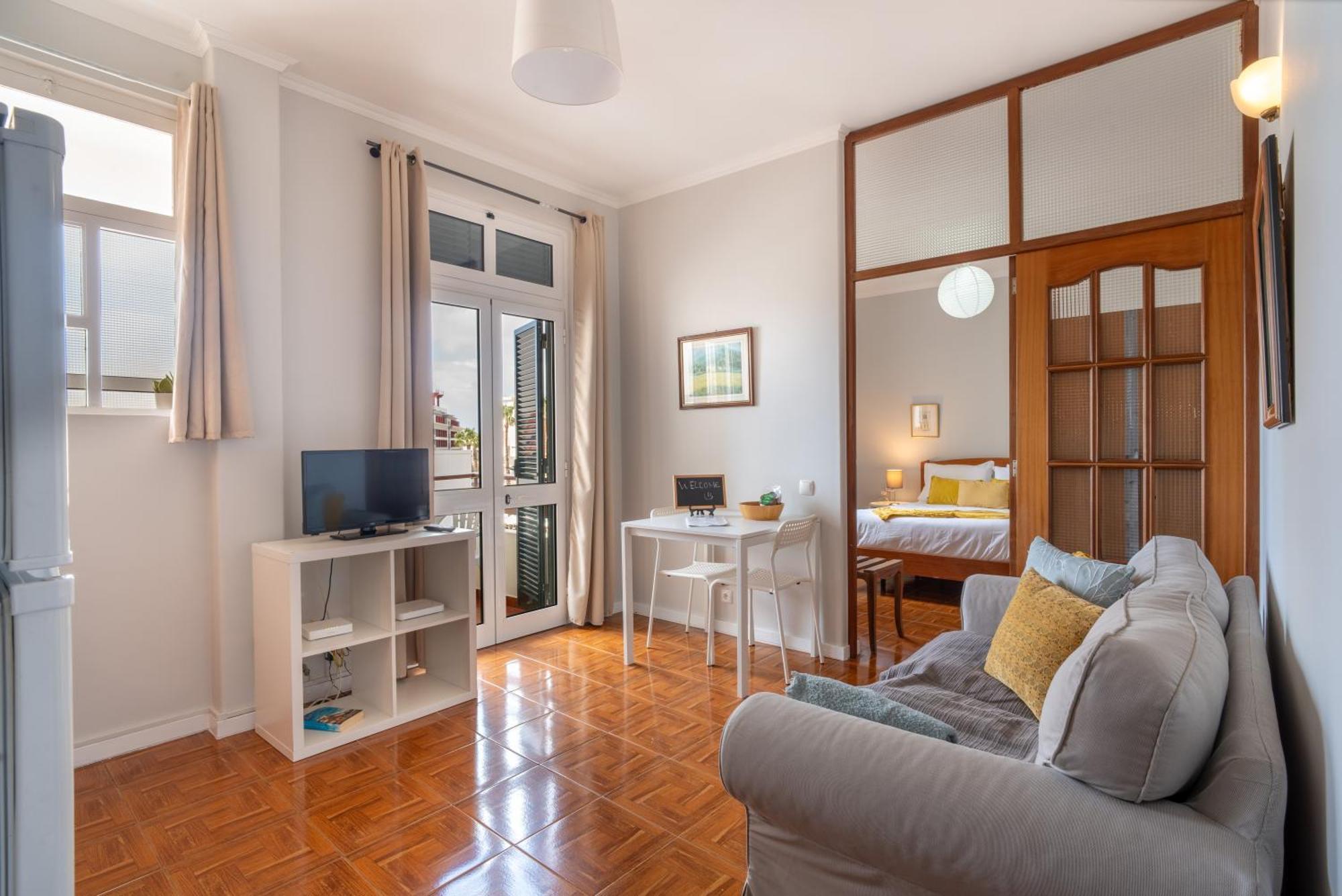 Casa Branca Apartments By Wanderlust Madeira, Vacation Rentals 푼샬 외부 사진